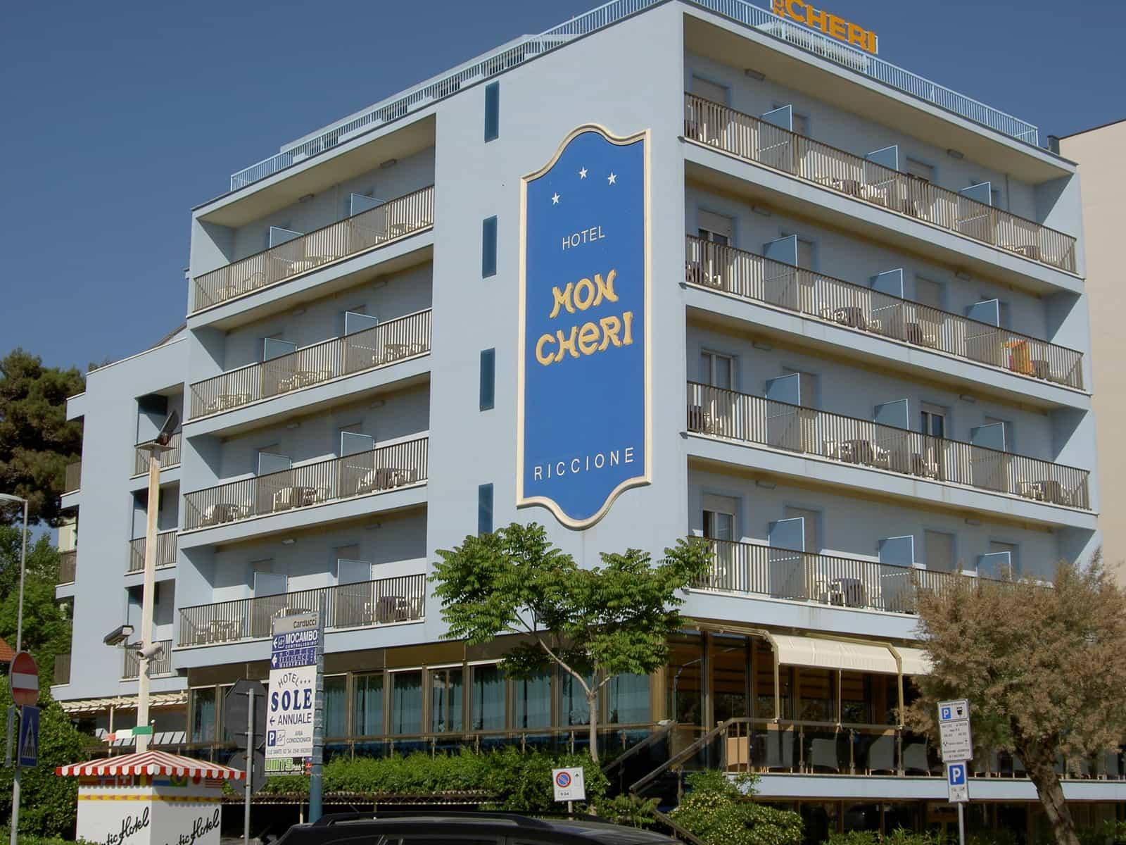 Hotel Mon Cheri Riccione Bagian luar foto